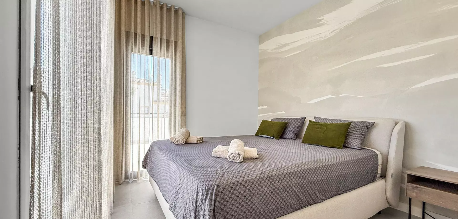 4-bedroom Villa In Rojales, Spain (240 M²)