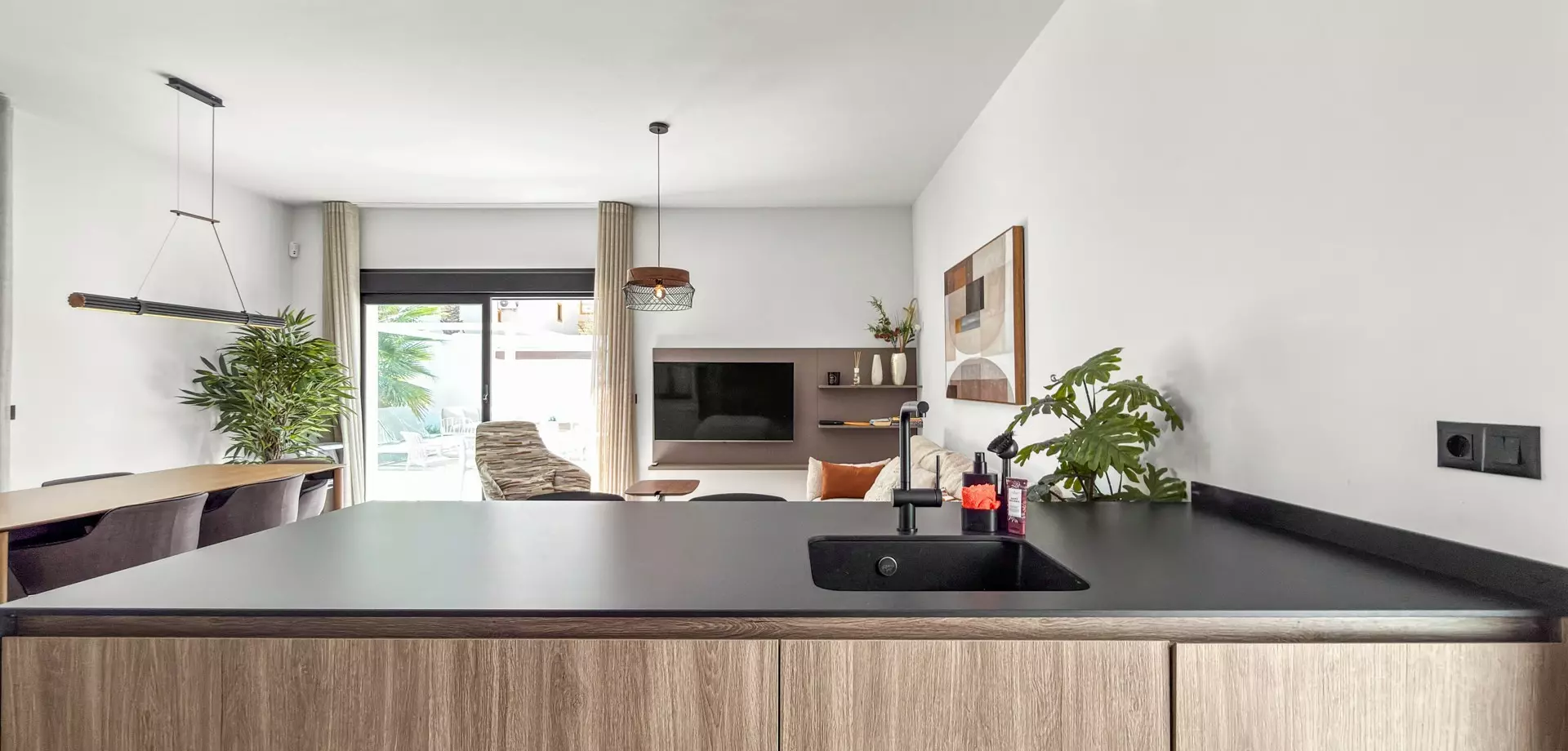 4-bedroom Villa In Rojales, Spain (240 M²)