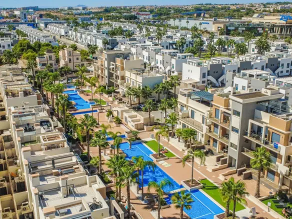 3-bedroom Apartment In Orihuela Costa, Spain (120 M²)