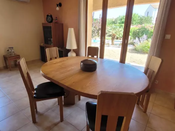 3-bedroom Detached House In Laurens, France (100 M²)