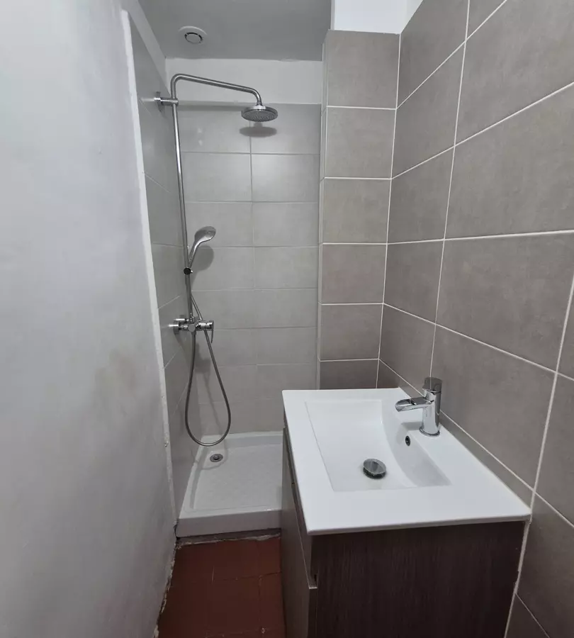 2-bedroom House In Murviel Les Beziers, France (70 M²)
