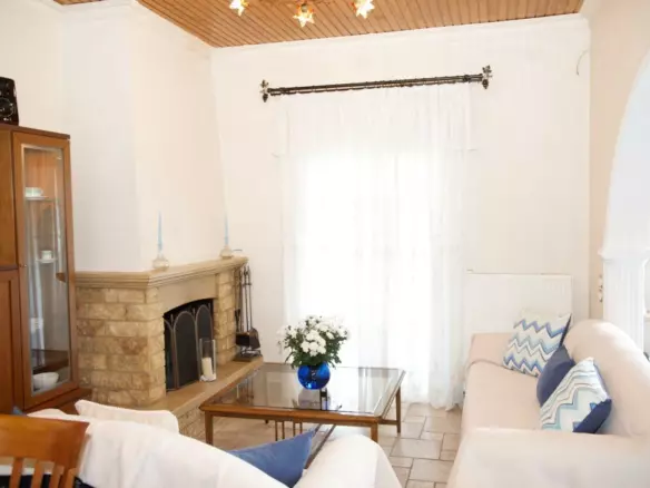 2-bedroom Flat In Corfu, Greece (71 M²)