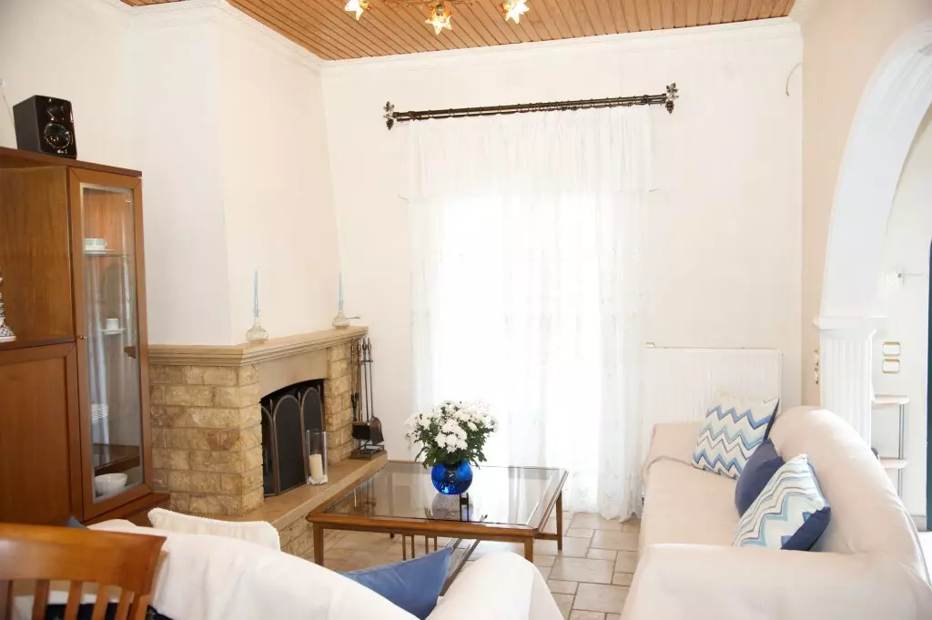 2-bedroom Flat In Corfu, Greece (71 M²)