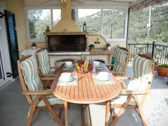 2-bedroom Flat In Corfu, Greece (71 M²)