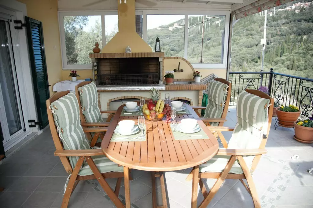 2-bedroom Flat In Corfu, Greece (71 M²)