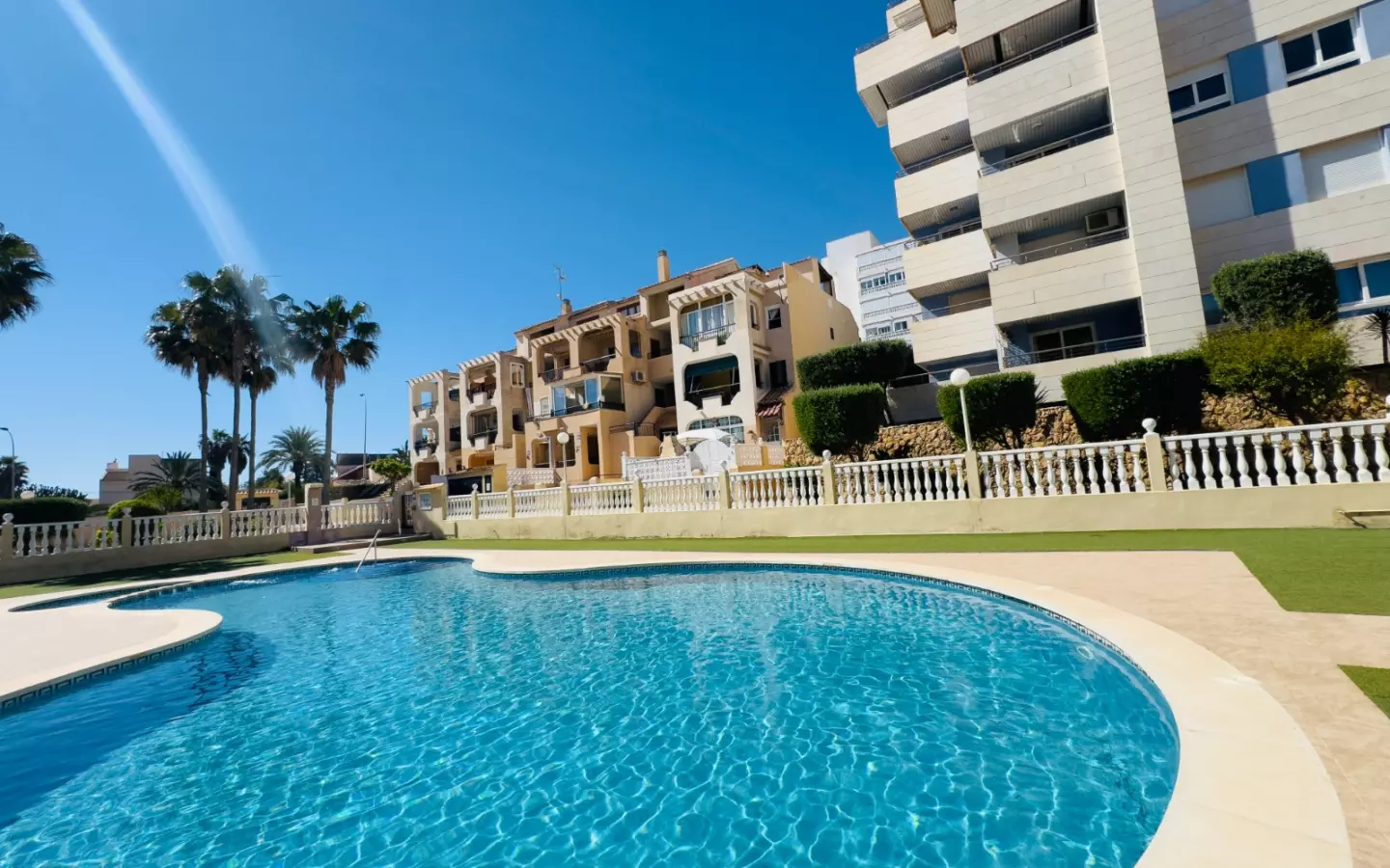 2-bedroom Property In Torrevieja, Spain (65 M²)
