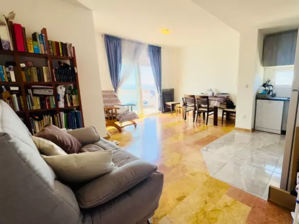 2-bedroom Property In Torrevieja, Spain (65 M²)