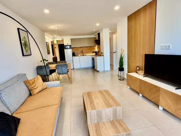 3-bedroom Property In Torrevieja, Spain (85 M²)
