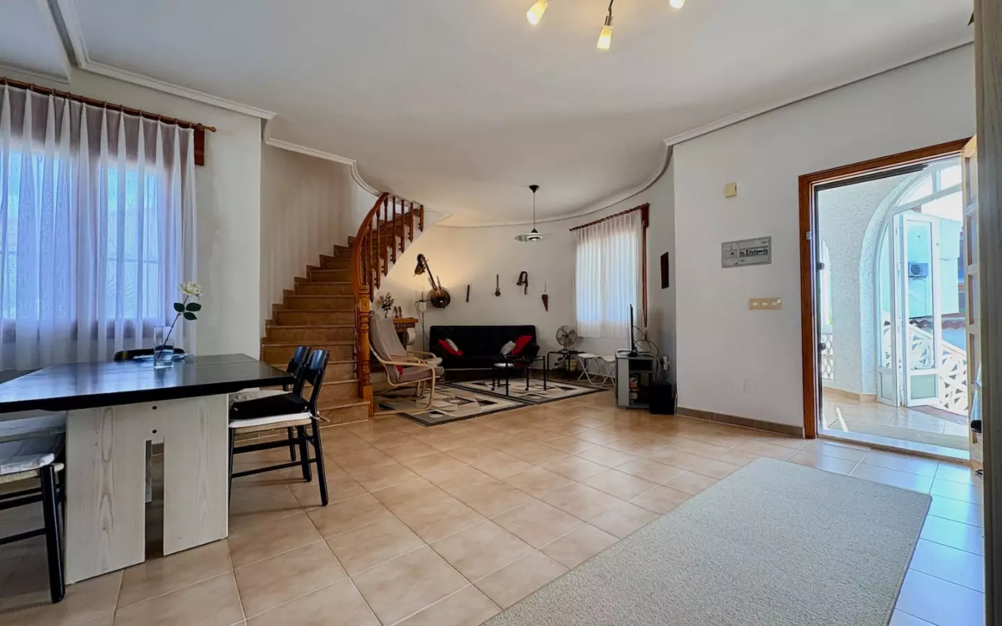 3-bedroom Villa In Rojales, Spain (141 M²)