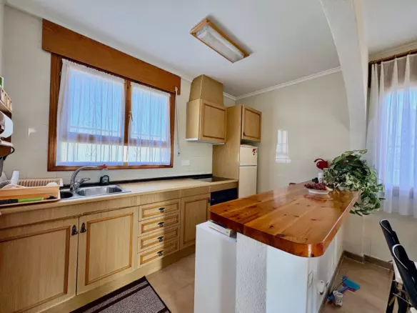 3-bedroom Villa In Rojales, Spain (141 M²)