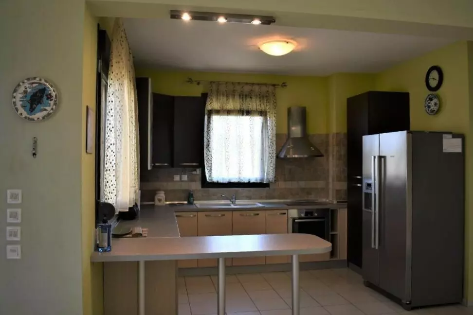 4-bedroom Flat In Kassandra, Greece (200 M²)