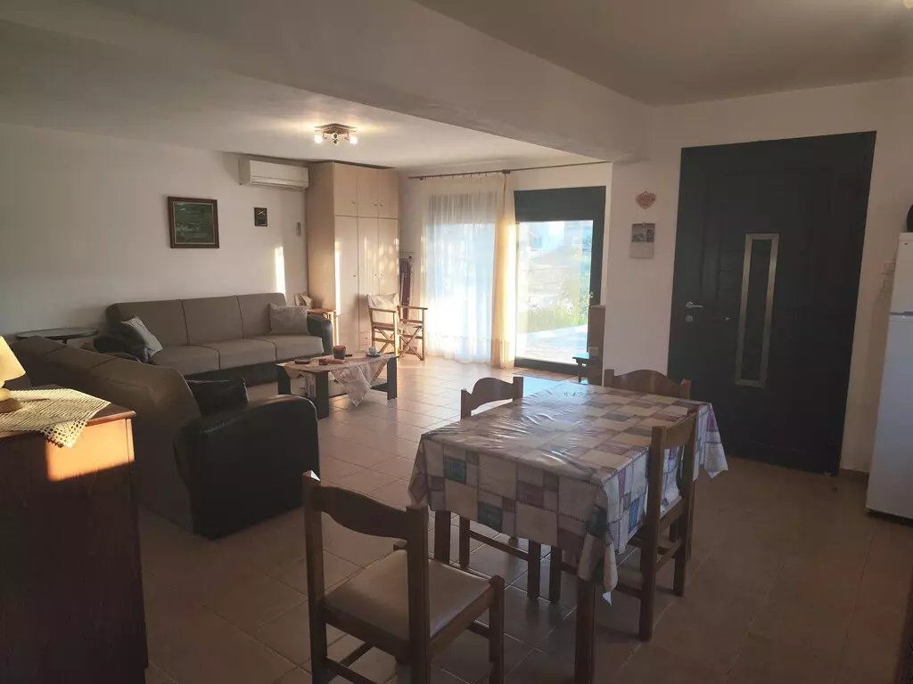 4-bedroom Flat In Kassandra, Greece (200 M²)