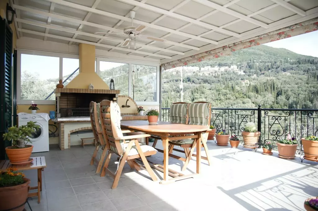 2-bedroom Flat In Corfu, Greece (71 M²)