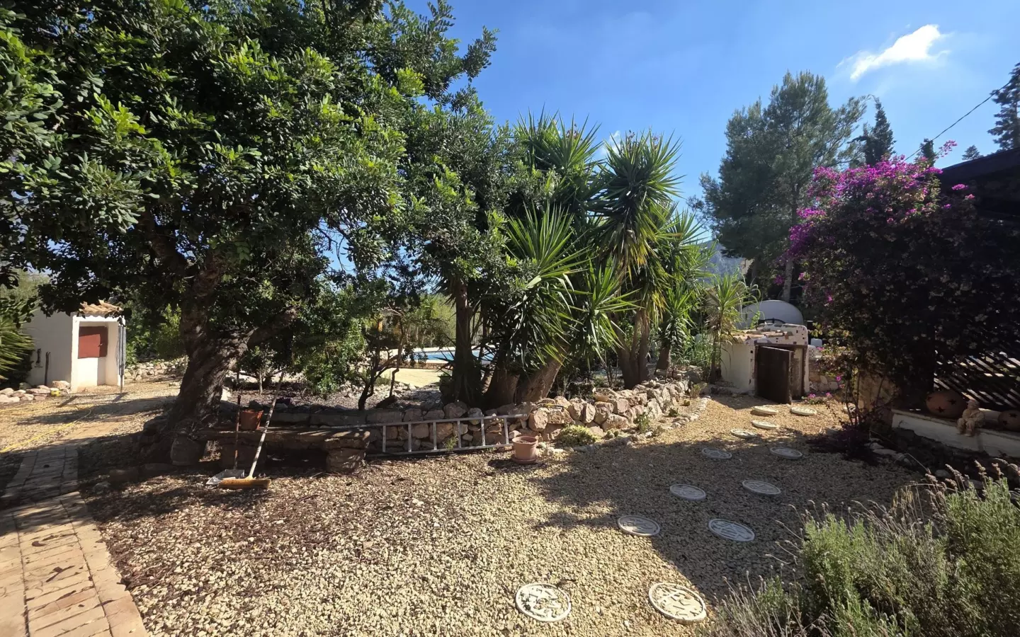 5-bedroom Country House In La Romana, Spain (378 M²)
