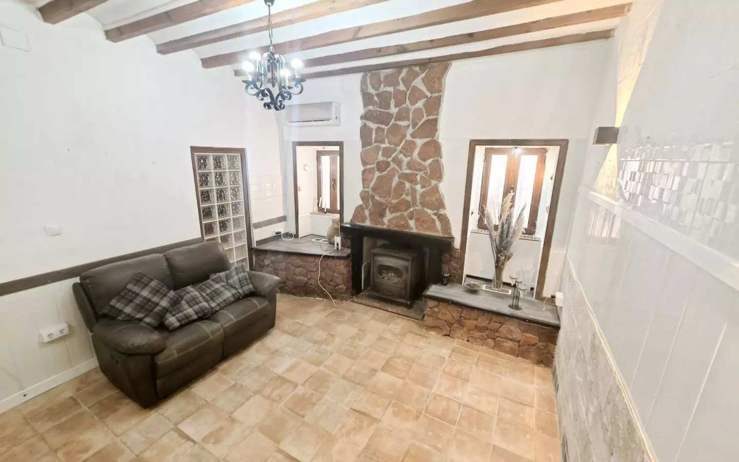 5-bedroom Country House In La Romana, Spain (378 M²)