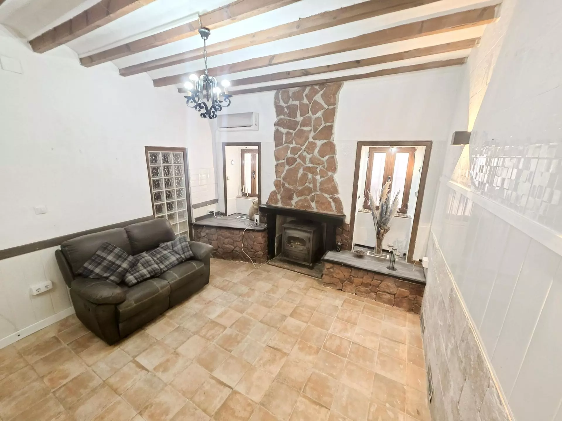 5-bedroom Country House In La Romana, Spain (378 M²)