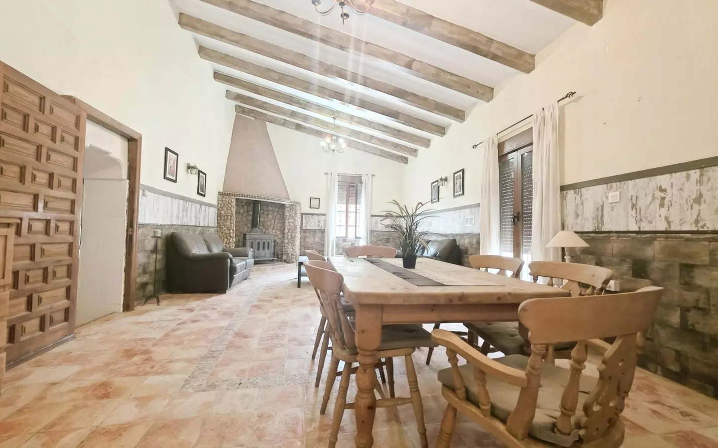 5-bedroom Country House In La Romana, Spain (378 M²)