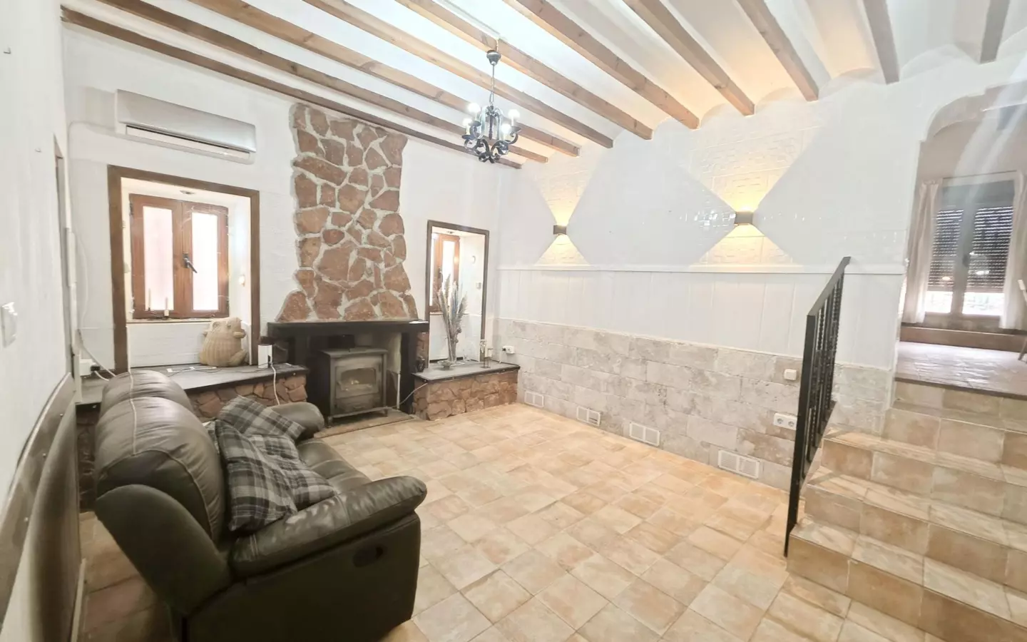 5-bedroom Country House In La Romana, Spain (378 M²)