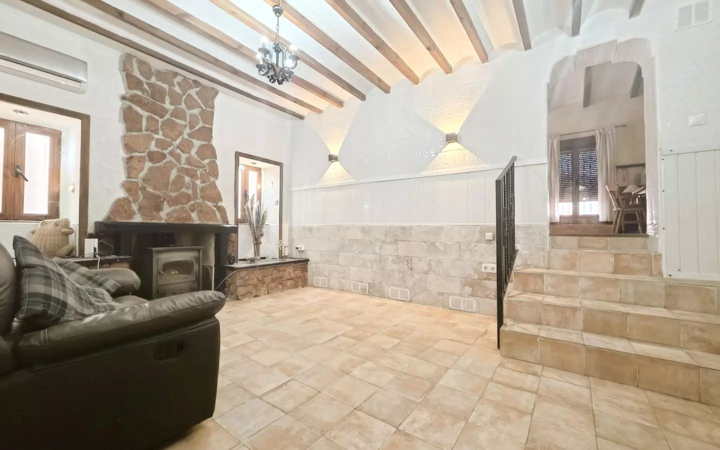 5-bedroom Country House In La Romana, Spain (378 M²)