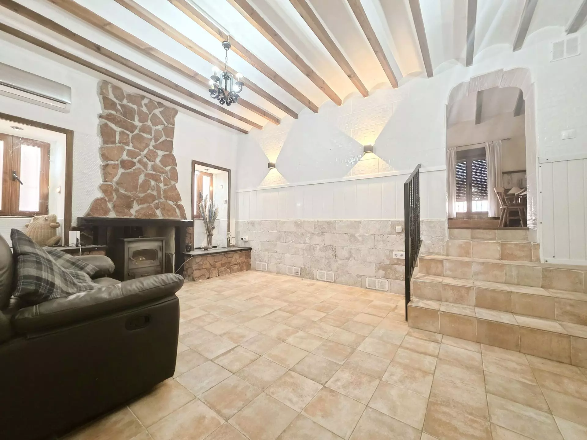 5-bedroom Country House In La Romana, Spain (378 M²)