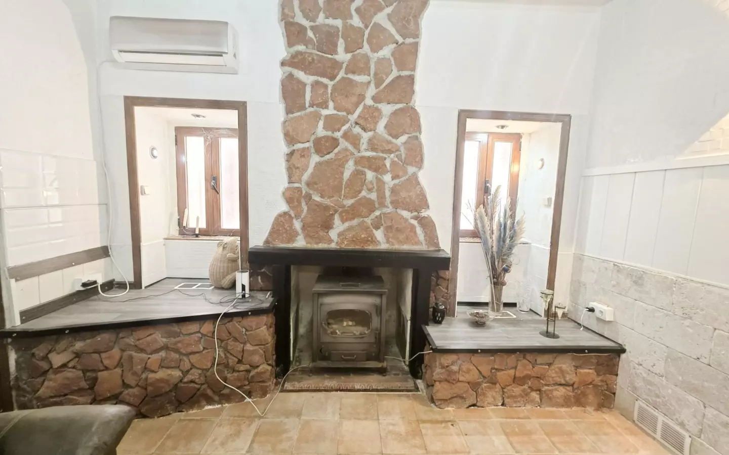 5-bedroom Country House In La Romana, Spain (378 M²)