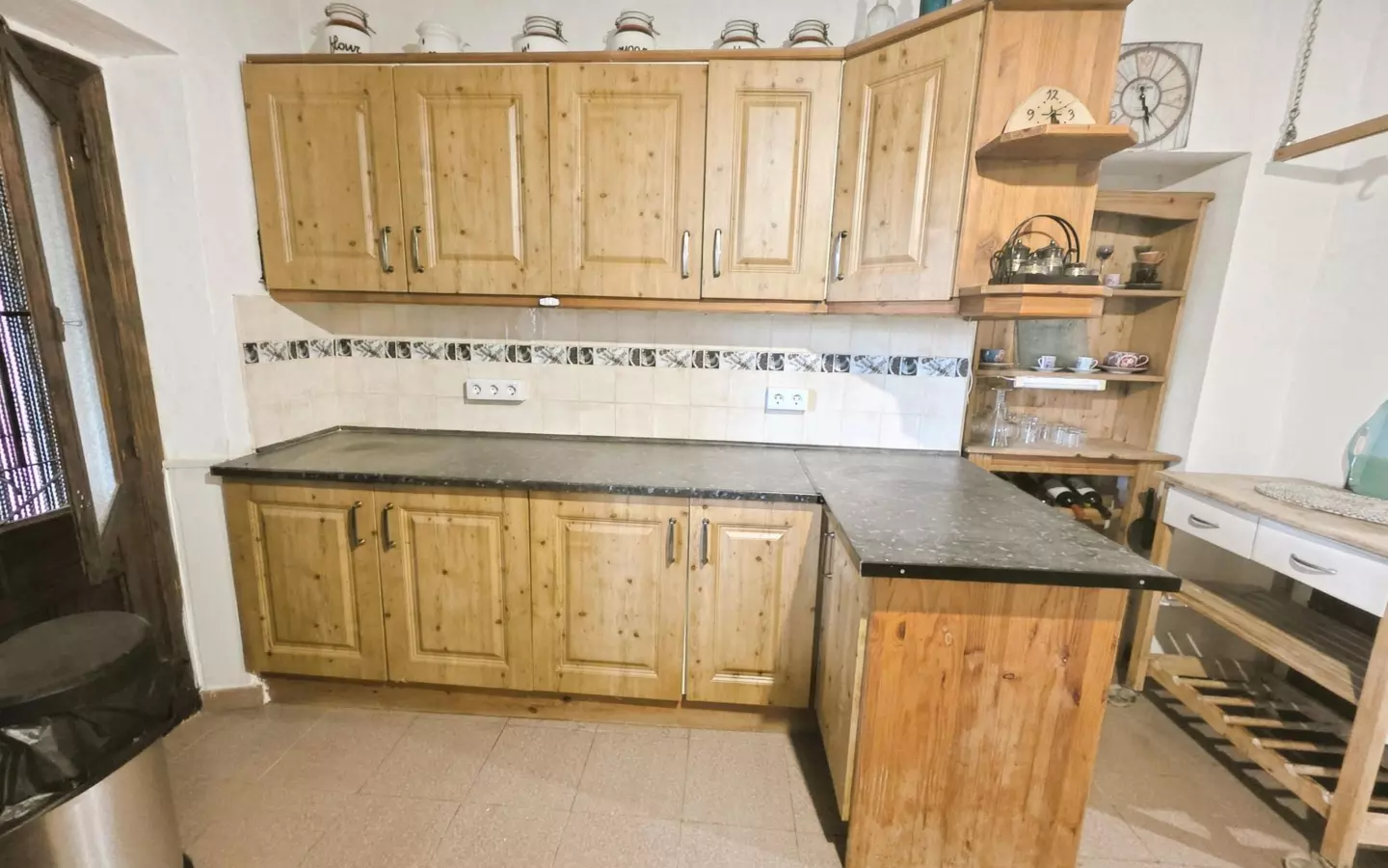 5-bedroom Country House In La Romana, Spain (378 M²)