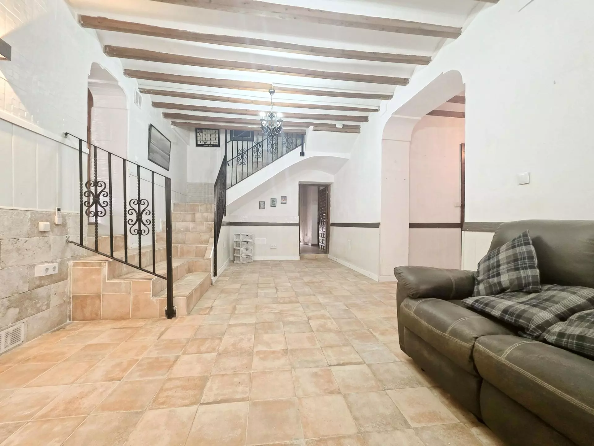 5-bedroom Country House In La Romana, Spain (378 M²)