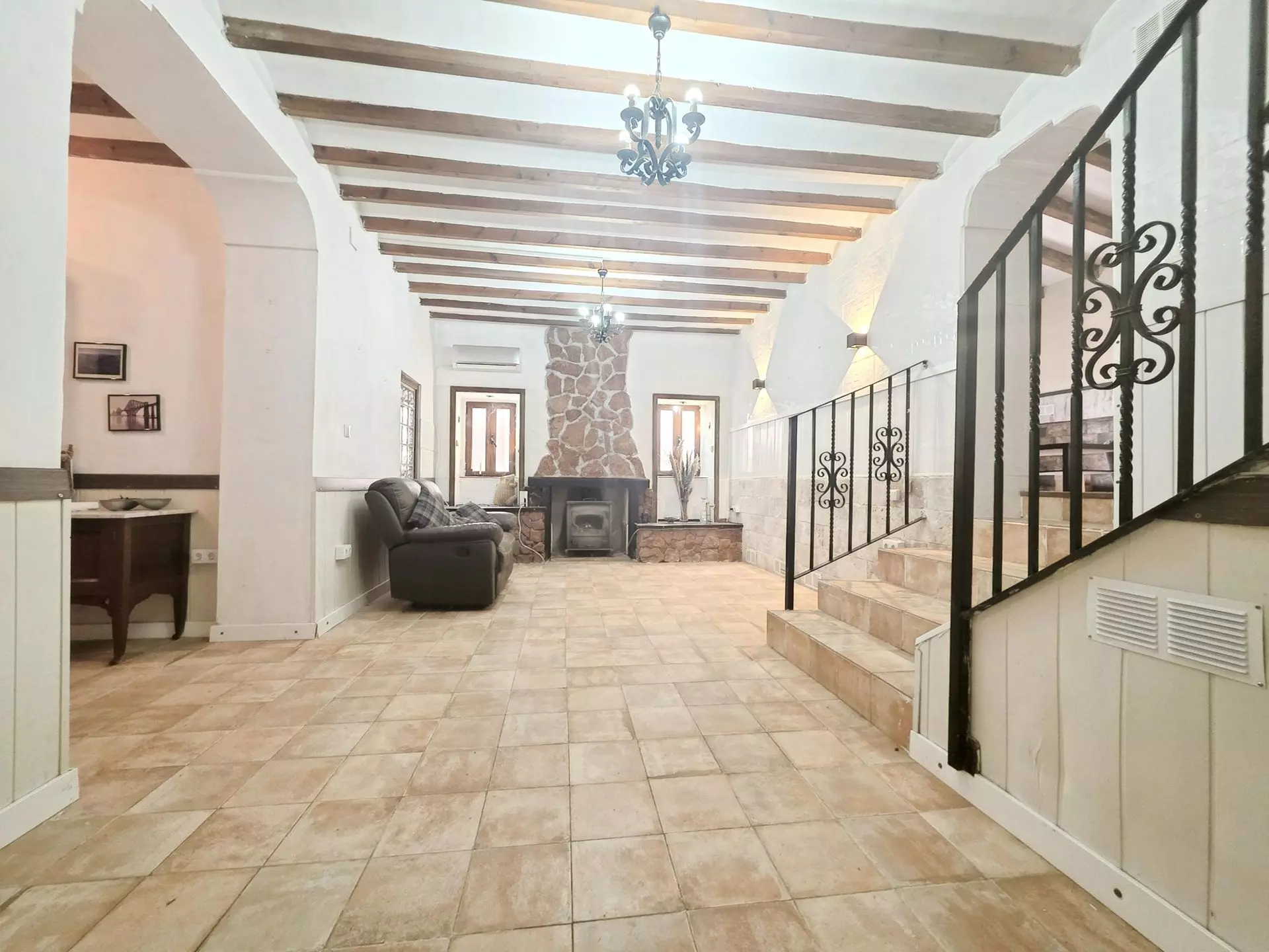 5-bedroom Country House In La Romana, Spain (378 M²)