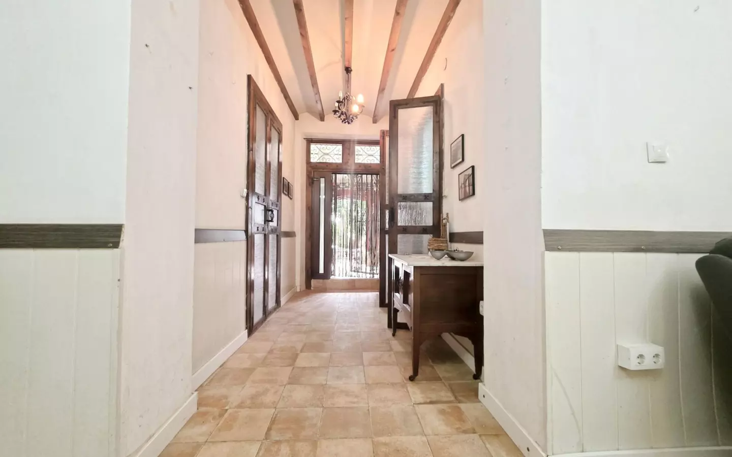 5-bedroom Country House In La Romana, Spain (378 M²)