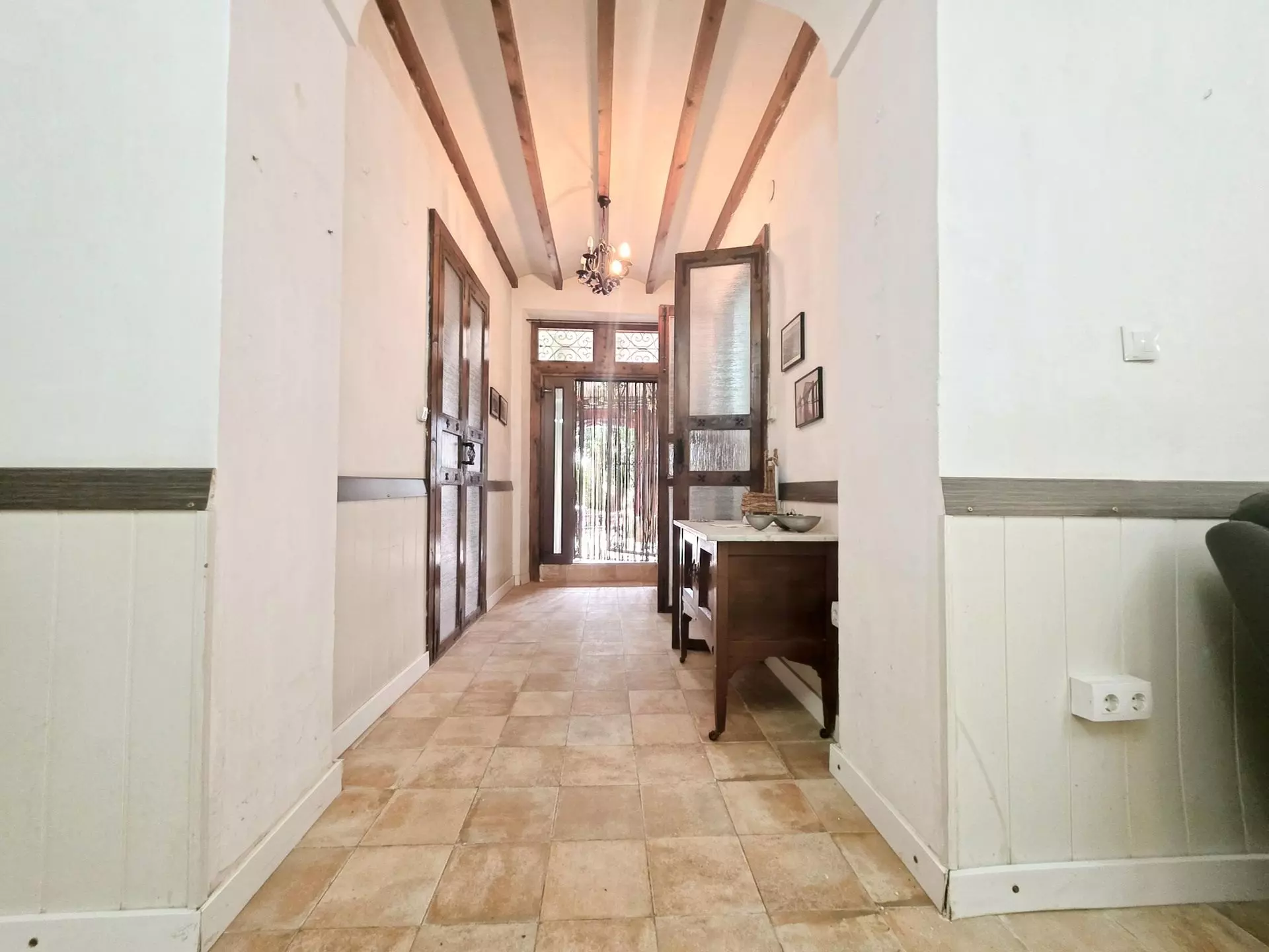 5-bedroom Country House In La Romana, Spain (378 M²)