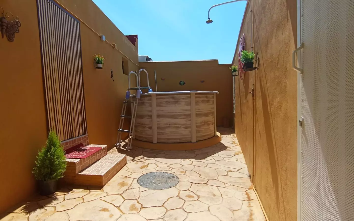 3-bedroom Country House In Barinas, Spain (116 M²)