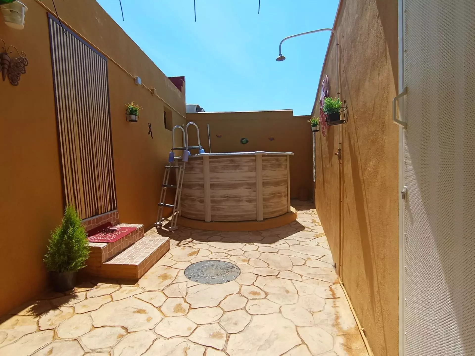 w_d6ad61ded3eaa26ad61ded3eafc-f8abc0 3-bedroom Country House In Barinas, Spain (116 M²)