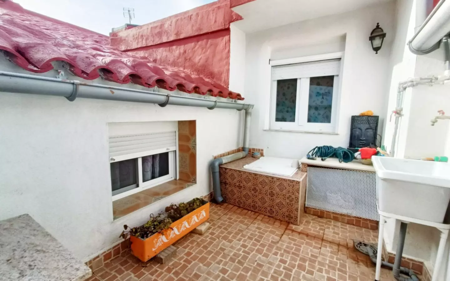 3-bedroom Country House In Barinas, Spain (116 M²)