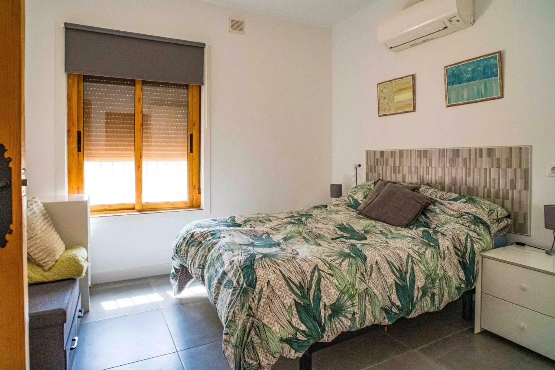w_photo-2bv8pfv3gmjtloww7s2hc-1536×1024-8ad4f6 5-bedroom Country House In Pinoso, Spain (490 M²)