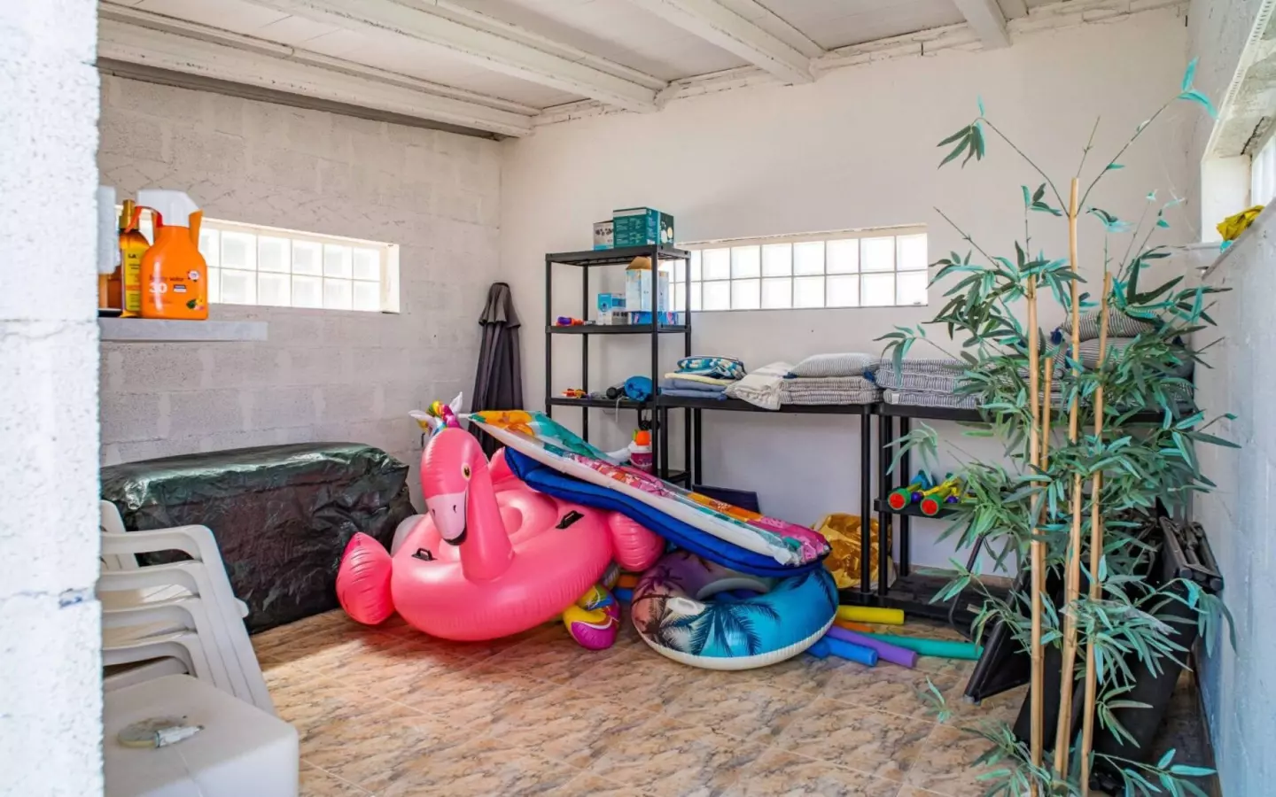 5-bedroom Country House In Pinoso, Spain (490 M²)