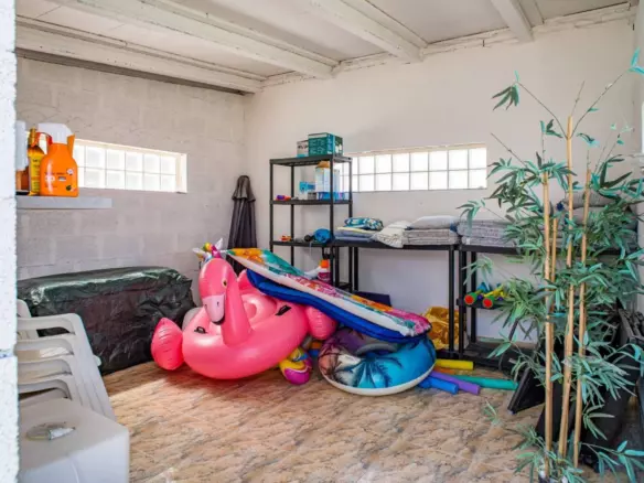 5-bedroom Country House In Pinoso, Spain (490 M²)