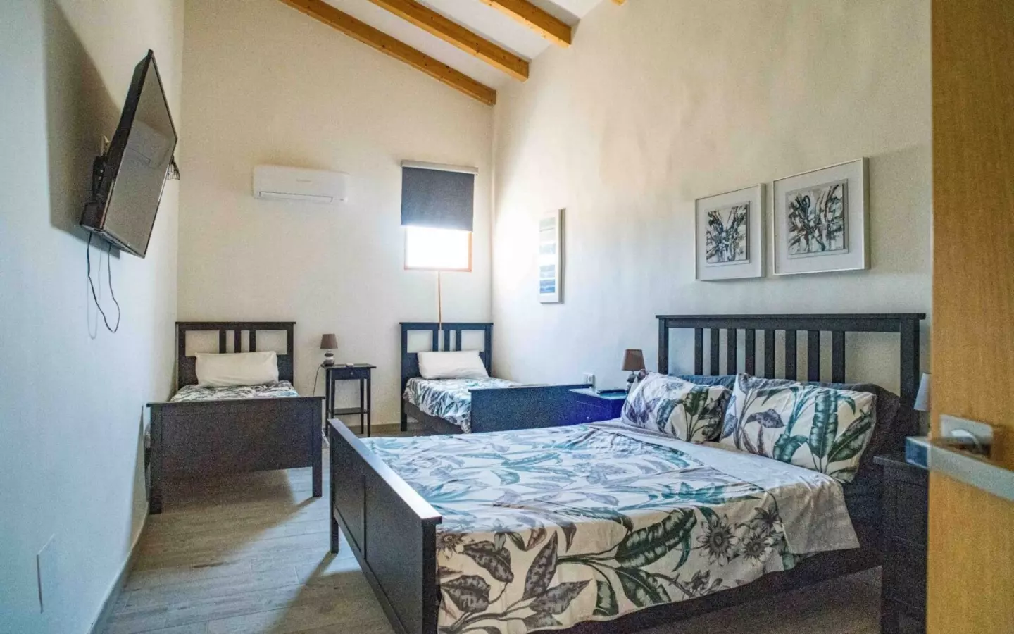 5-bedroom Country House In Pinoso, Spain (490 M²)