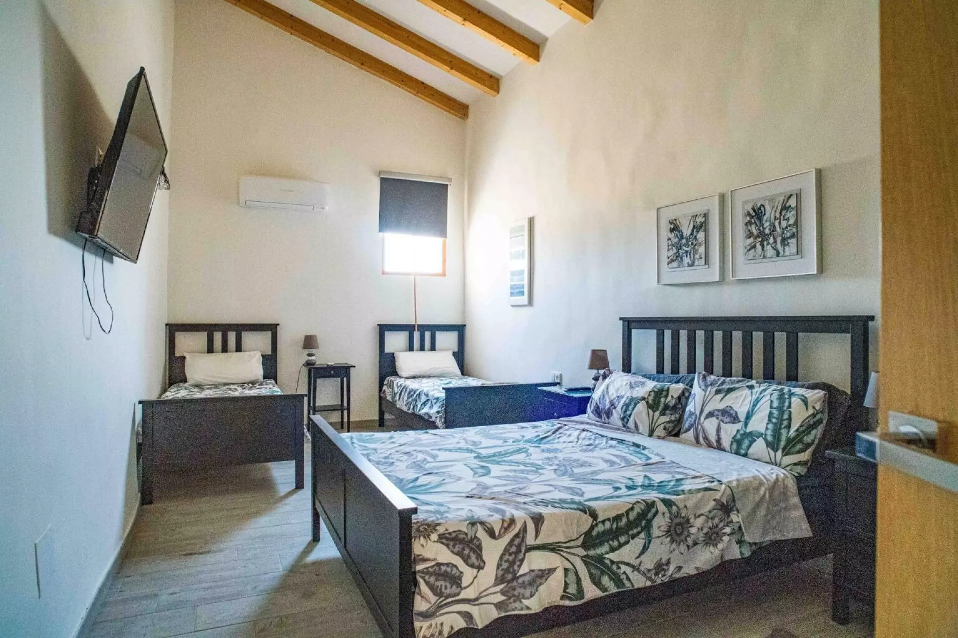 w_photo-6epmyyobrkossq4oqfgsu-1536×1024-365840 5-bedroom Country House In Pinoso, Spain (490 M²)