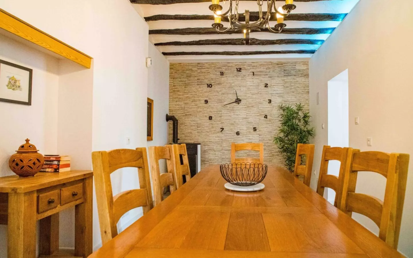5-bedroom Country House In Pinoso, Spain (490 M²)