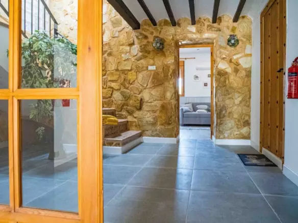 5-bedroom Country House In Pinoso, Spain (490 M²)