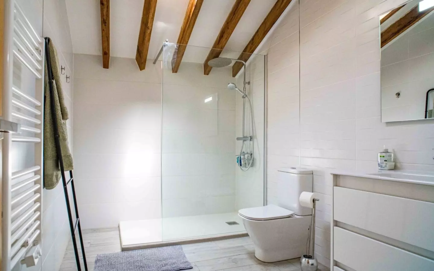 5-bedroom Country House In Pinoso, Spain (490 M²)
