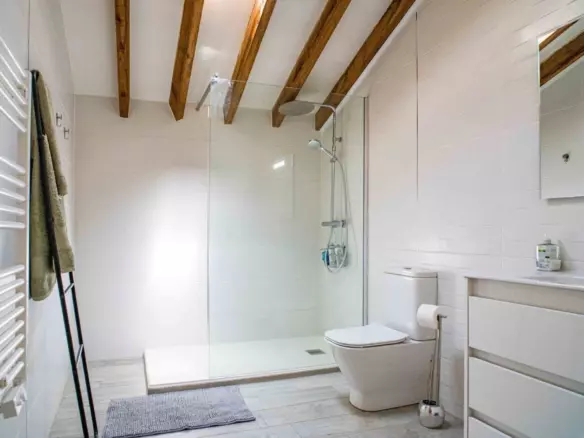 5-bedroom Country House In Pinoso, Spain (490 M²)
