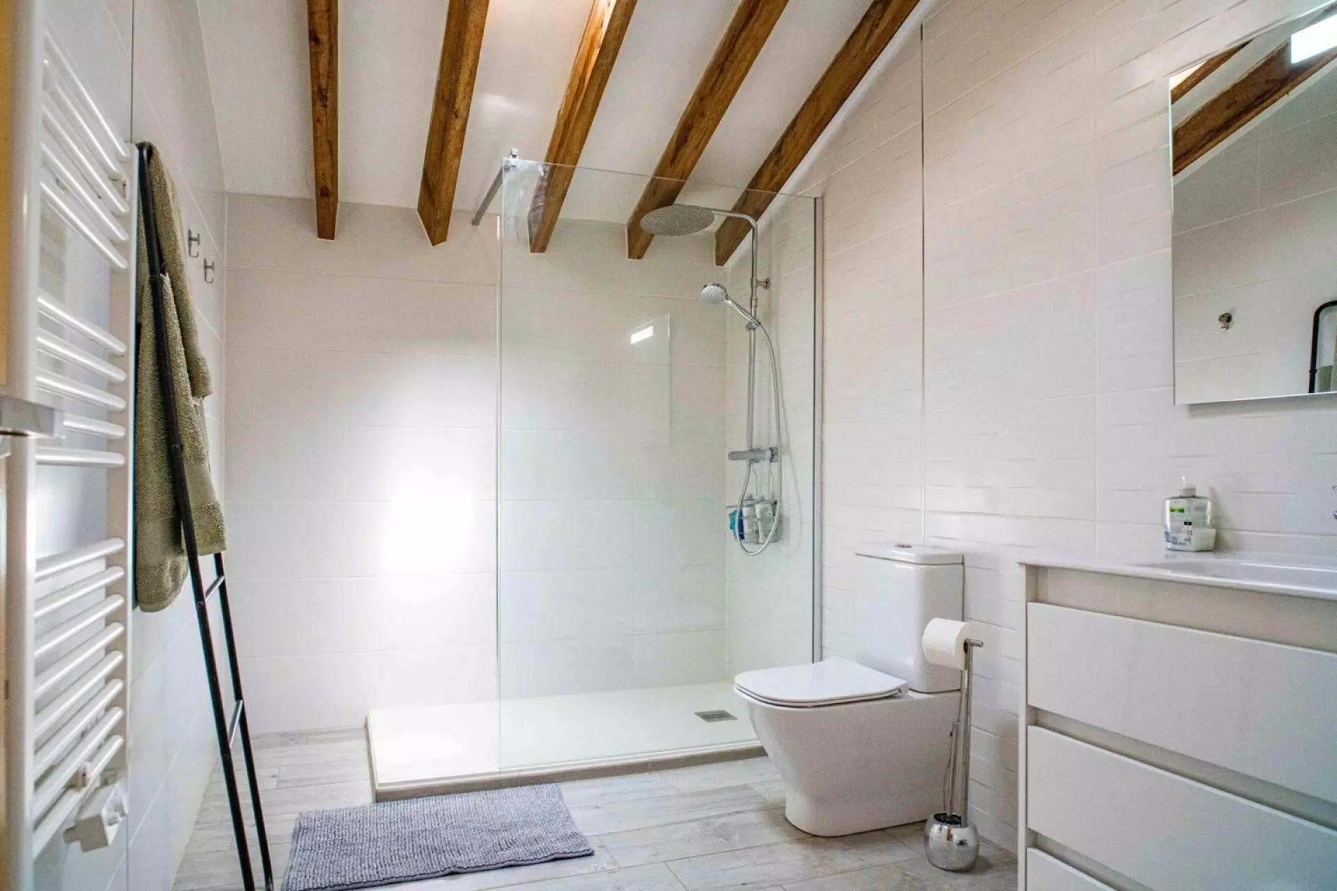 w_photo-apttzpquzer800f9t1eci-1536×1024-4410fe 5-bedroom Country House In Pinoso, Spain (490 M²)
