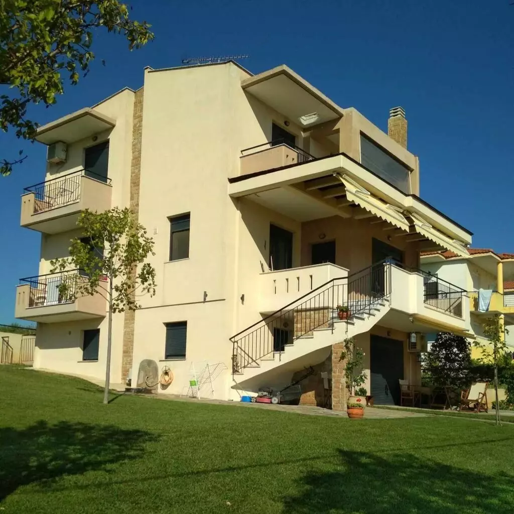 4-bedroom Flat In Kassandra, Greece (200 M²)