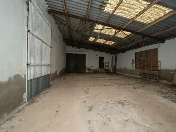 3-bedroom Country House In Crevillent, Spain (847 M²)