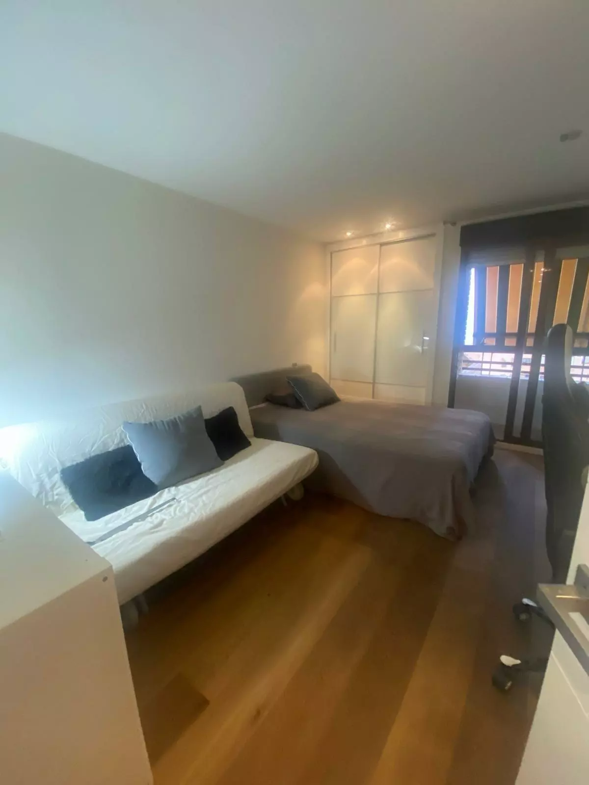 17-12-064ce2 3-bedroom Flat In Benidorm, Spain (133 M²)
