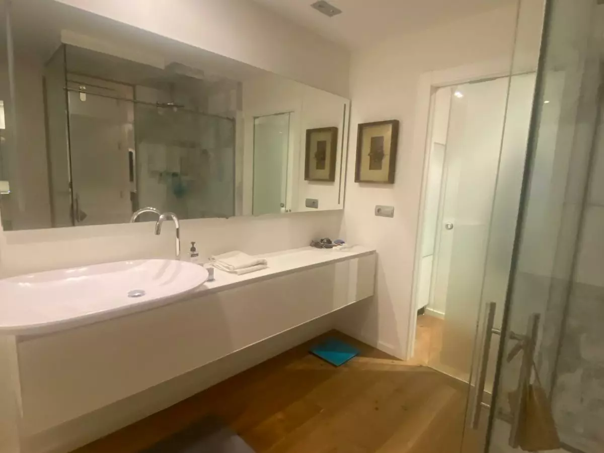3-bedroom Flat In Benidorm, Spain (133 M²)