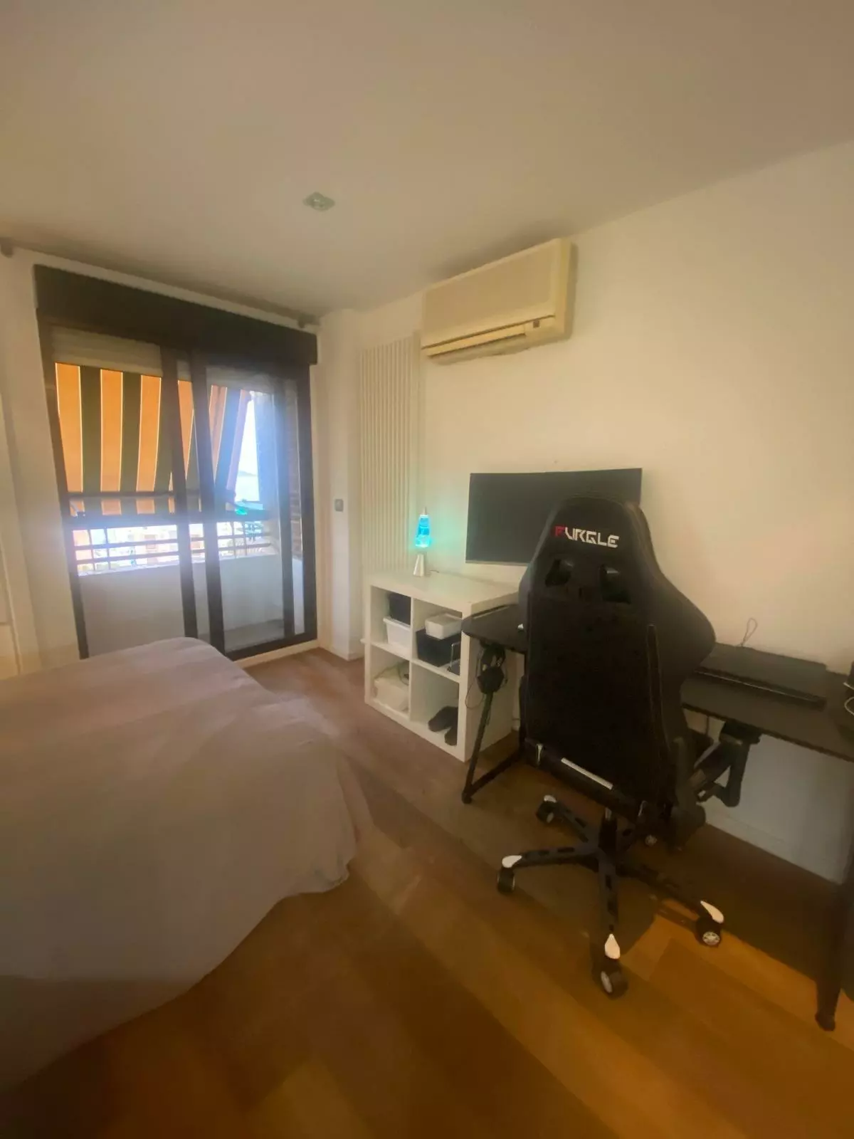 17-19-41f2ec 3-bedroom Flat In Benidorm, Spain (133 M²)