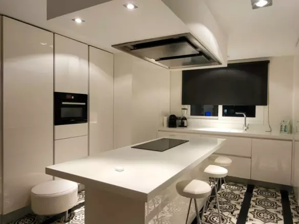 3-bedroom Flat In Benidorm, Spain (133 M²)