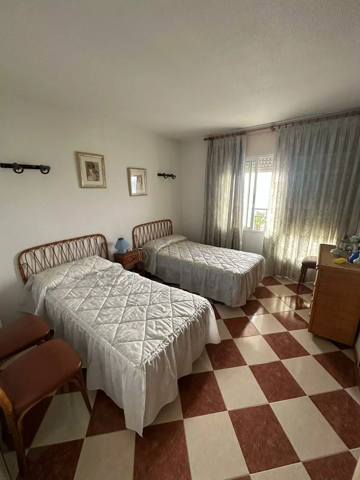 3-bedroom Apartment In Alicante, Spain (143 M²)
